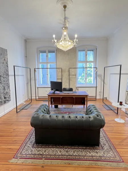 Wohnen und Arbeiten im Kreuzberger Altbau – 114 m² zwischen Oranienplatz und Moritzplatz — photo 1